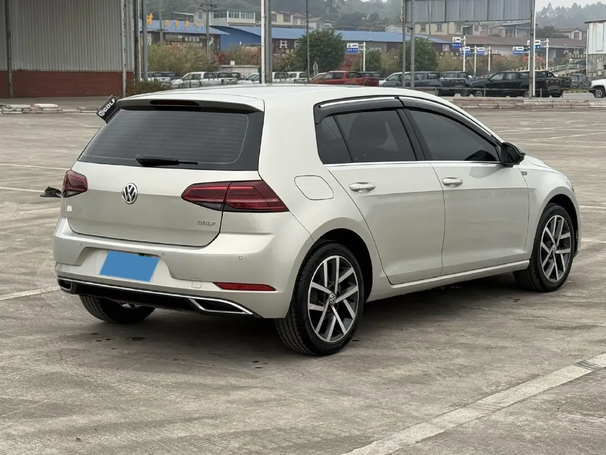 2018 Volkswagen Golf 1.4T 131HP L4 7DCT,autocango,china used car exporter,china ev exporter,chinese used car exporter,chinese used ev exporter