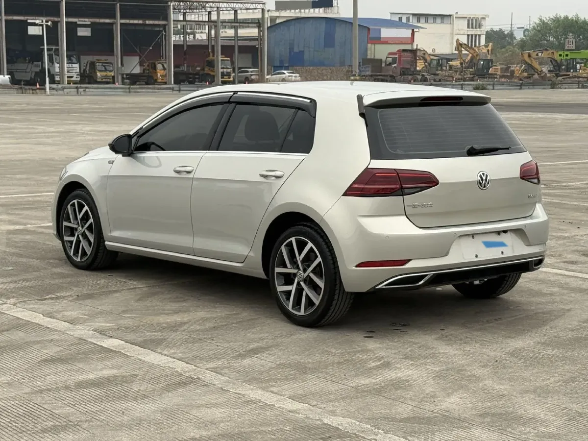 2018 Volkswagen Golf 1.4T 131HP L4 7DCT,autocango,china used car exporter,china ev exporter,chinese used car exporter,chinese used ev exporter