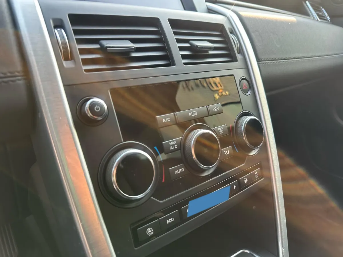 2019 Land Rover Discovery Sport 2.0T 241HP L4 9AT,autocango,china used car exporter,china ev exporter,chinese used car exporter,chinese used ev exporter