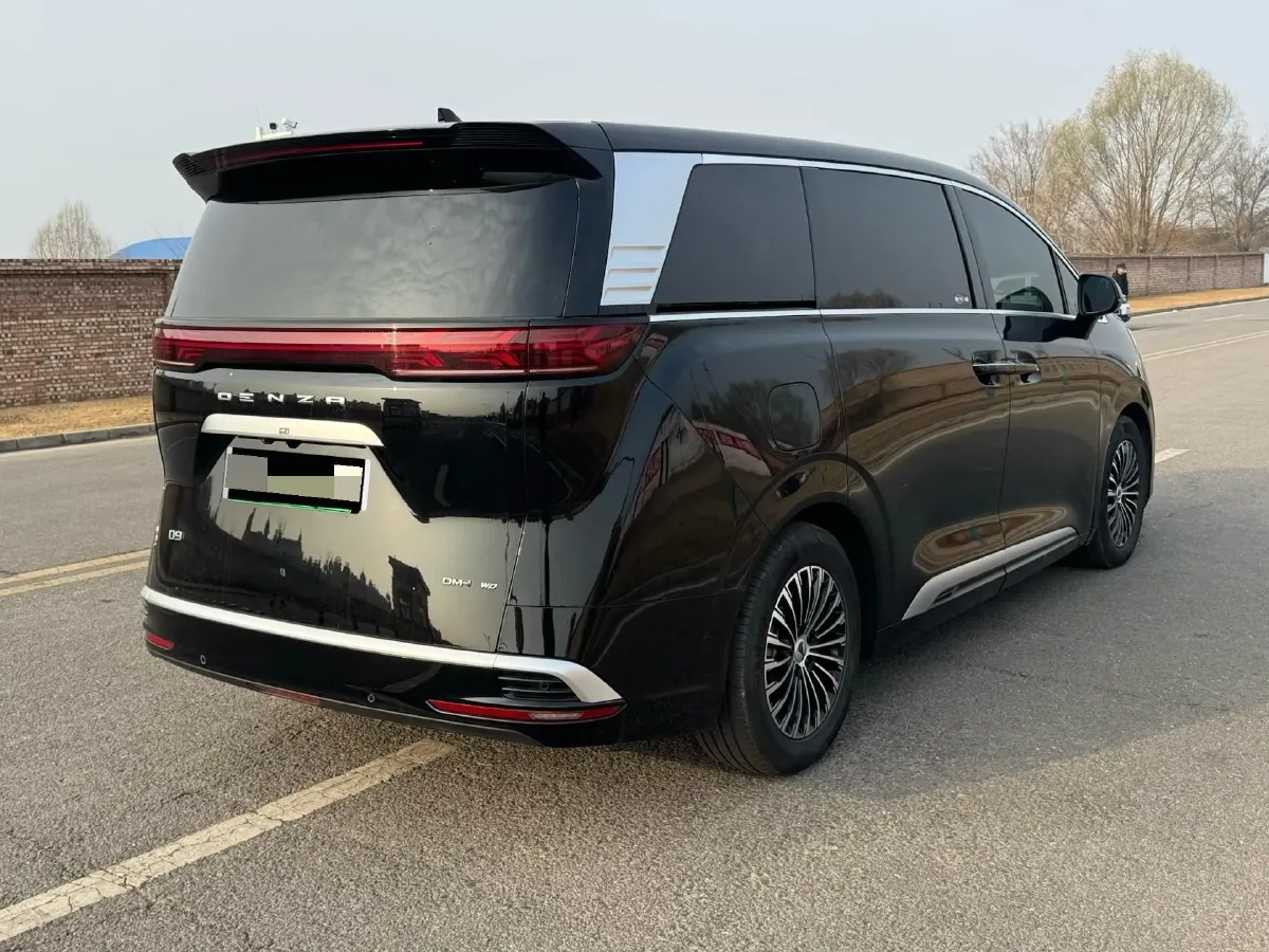 2024 Denza D9 1.5T 139HP L4 E-CVT PHEV 40KWH,autocango,china used car exporter,china ev exporter,chinese used car exporter,chinese used ev exporter