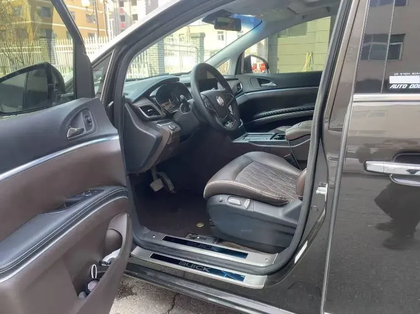2021 Buick GL8 2.0T 237HP L4 9AT,autocango,china used car exporter,china ev exporter,chinese used car exporter,chinese used ev exporter