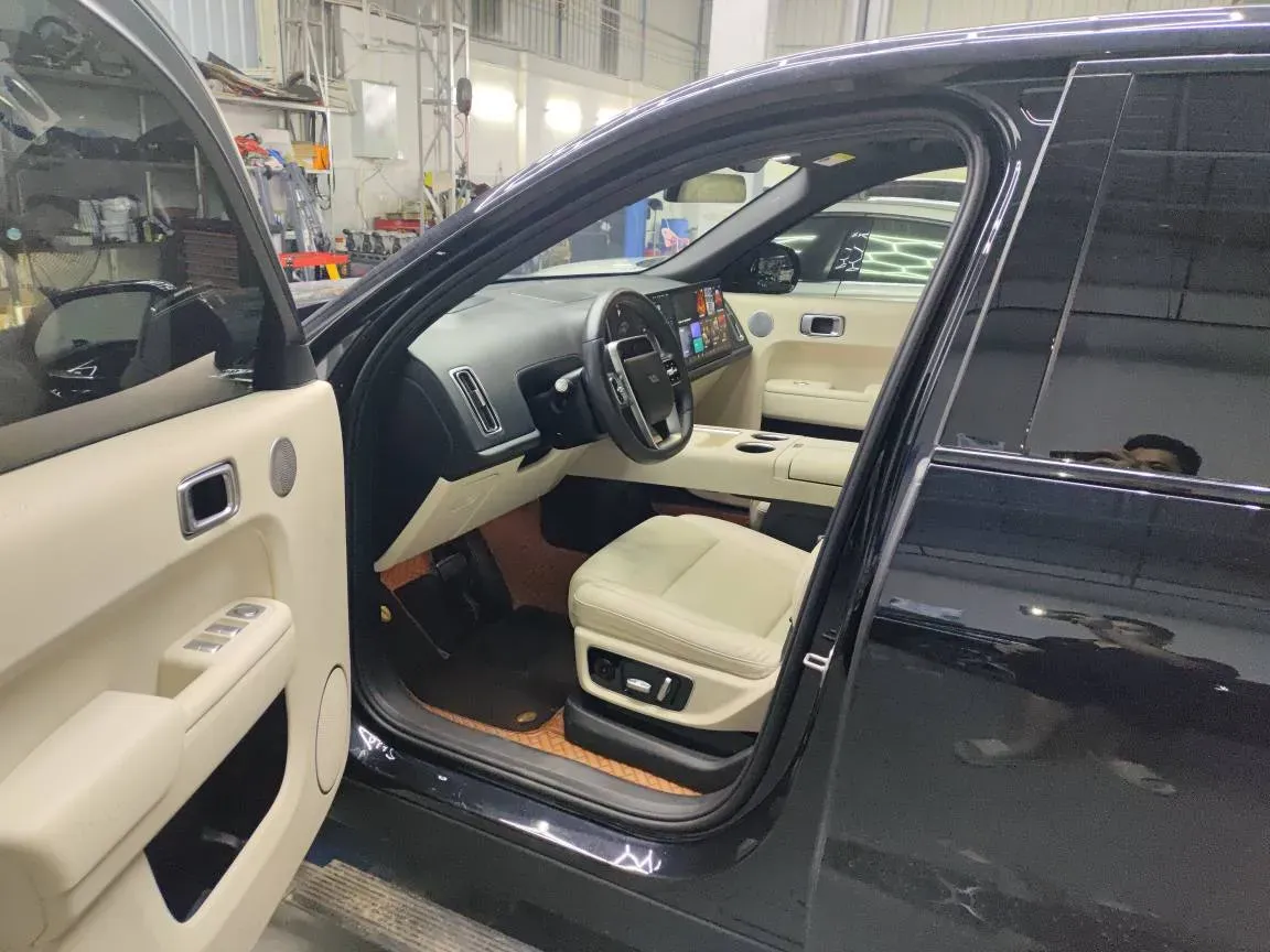 2022 Li L9 Range Extended 154HP REEV 42.6KWH,autocango,china used car exporter,china ev exporter,chinese used car exporter,chinese used ev exporter