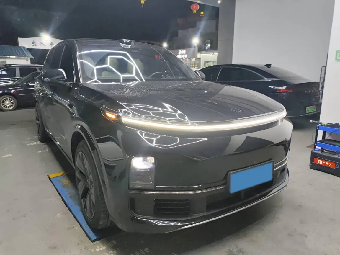 2022 Li L9 Range Extended 154HP REEV 42.6KWH,autocango,china used car exporter,china ev exporter,chinese used car exporter,chinese used ev exporter
