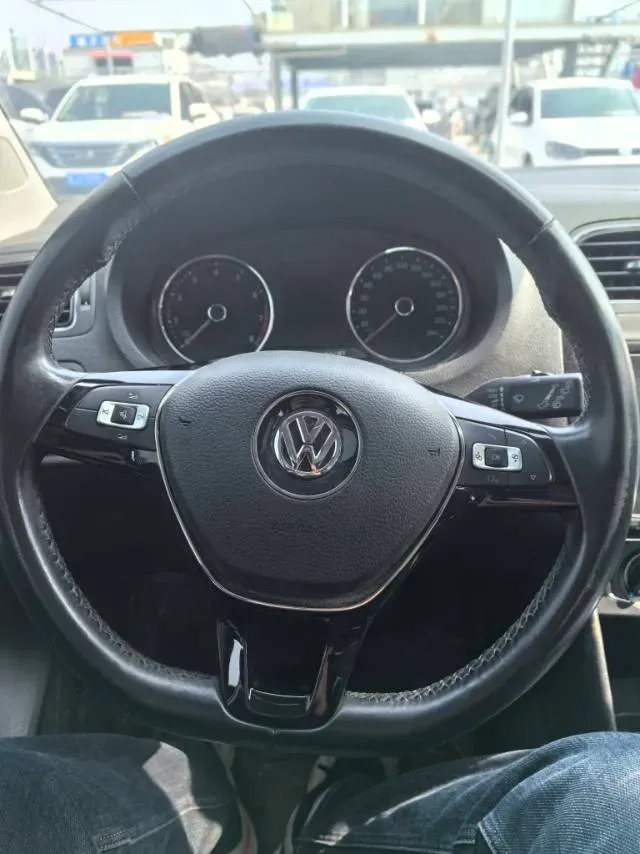 2016 Volkswagen Polo 1.6L 110HP L4 6AT,autocango,china used car exporter,china ev exporter,chinese used car exporter,chinese used ev exporter