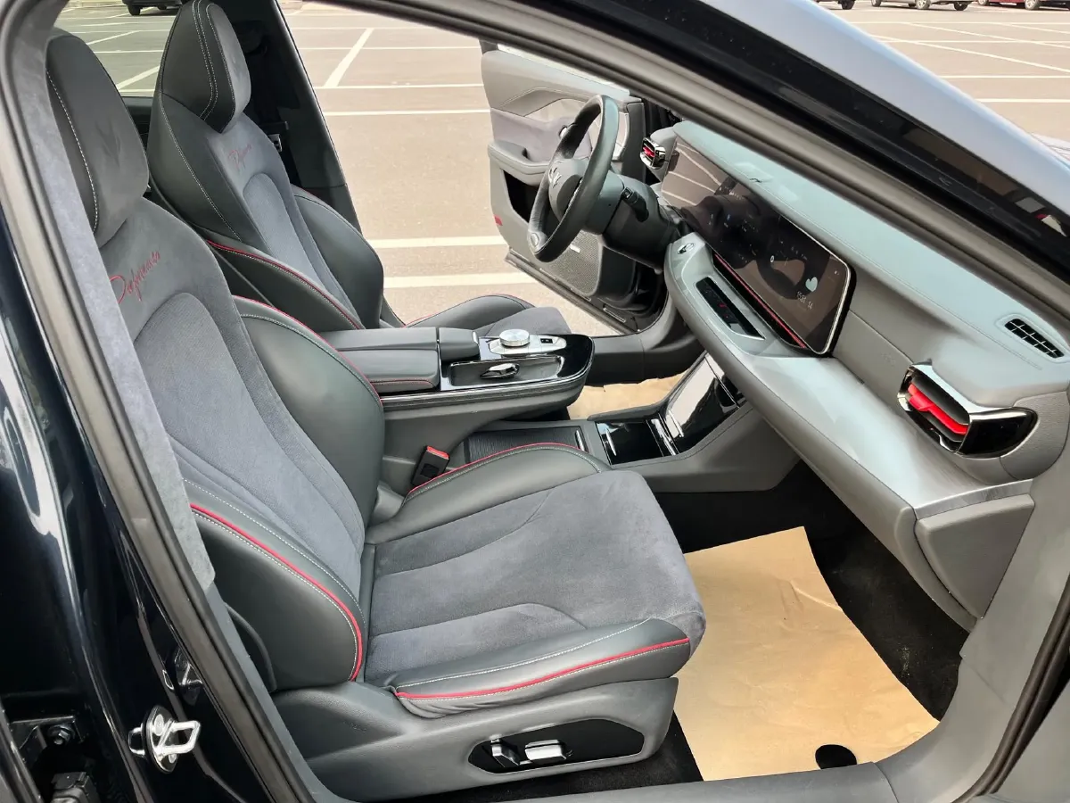 2022 ARCFOX αS BEV 74.5KWH,autocango,china used car exporter,china ev exporter,chinese used car exporter,chinese used ev exporter