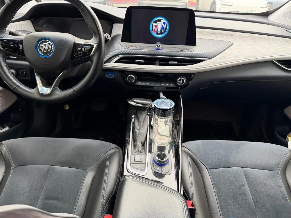 2020 Ford Escape 2.0T 248HP L4 8AT,autocango,china used car exporter,china ev exporter,chinese used car exporter,chinese used ev exporter