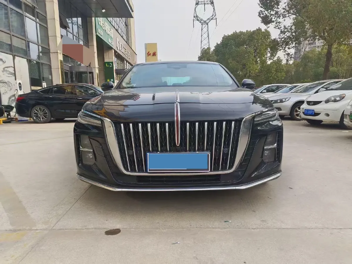 2023 HongQi H5 2.0T 224HP L4 8AT,autocango,china used car exporter,china ev exporter,chinese used car exporter,chinese used ev exporter