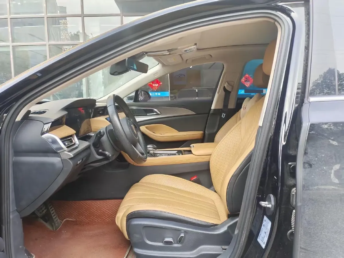 2023 HongQi H5 2.0T 224HP L4 8AT,autocango,china used car exporter,china ev exporter,chinese used car exporter,chinese used ev exporter