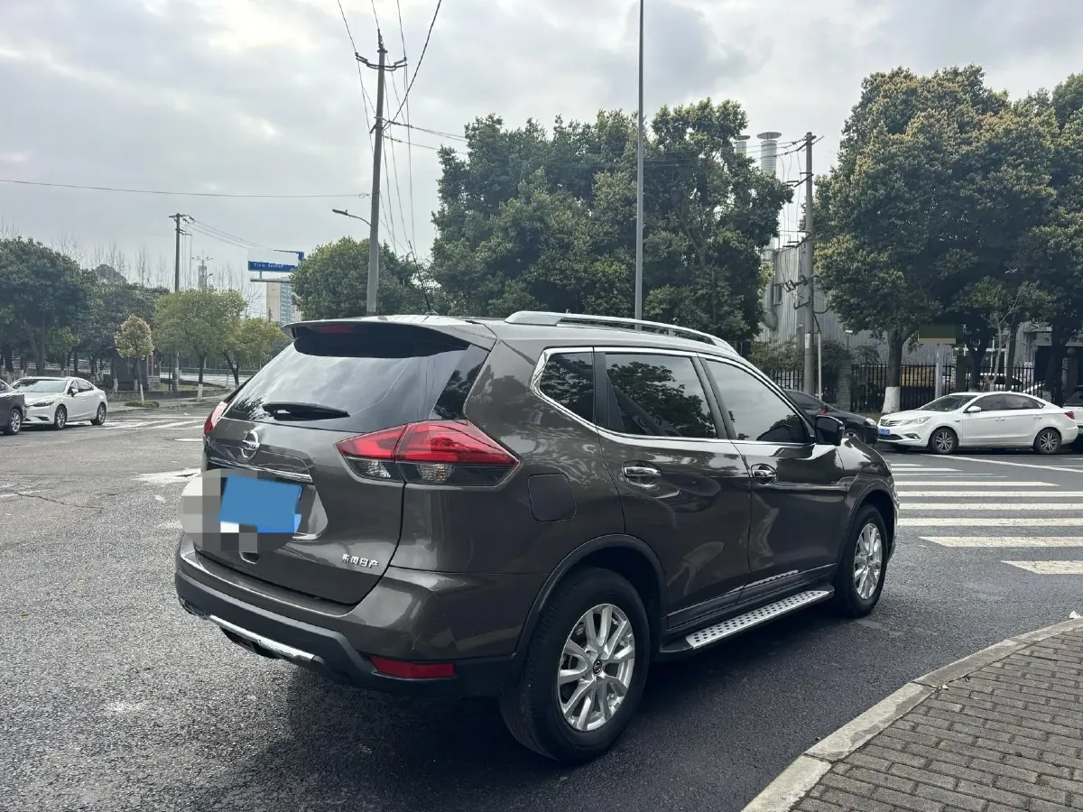 2021 Nissan X-Trail 2.0L 151HP L4 CVT,autocango,china used car exporter,china ev exporter,chinese used car exporter,chinese used ev exporter