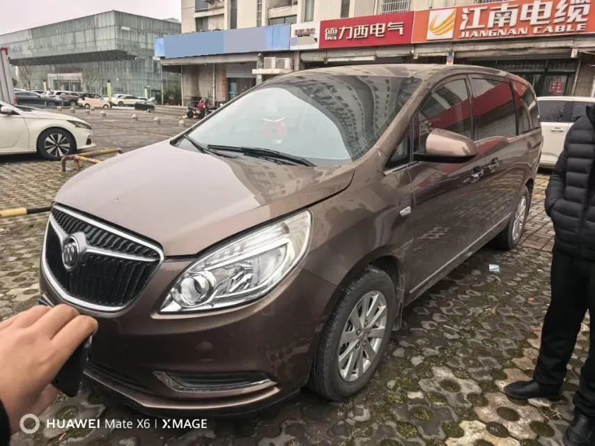 2018 Buick GL8 2.0T 260HP L4 6AT,autocango,china used car exporter,china ev exporter,chinese used car exporter,chinese used ev exporter