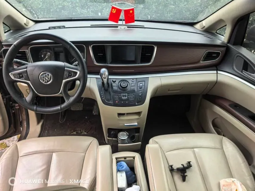 2018 Buick GL8 2.0T 260HP L4 6AT,autocango,china used car exporter,china ev exporter,chinese used car exporter,chinese used ev exporter