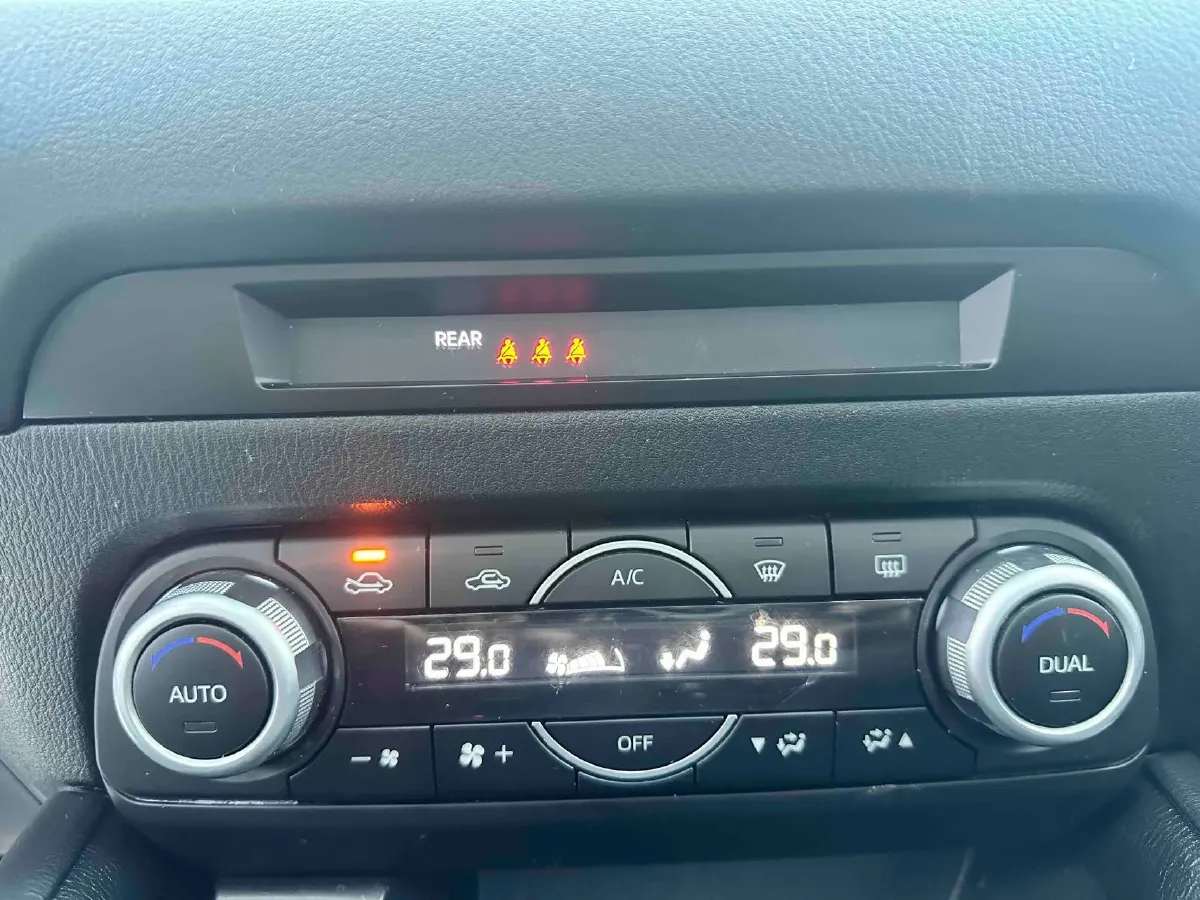 2022 Hyundai Tucson 2.0L 150HP L4 6AT Hybrid,autocango,china used car exporter,china ev exporter,chinese used car exporter,chinese used ev exporter