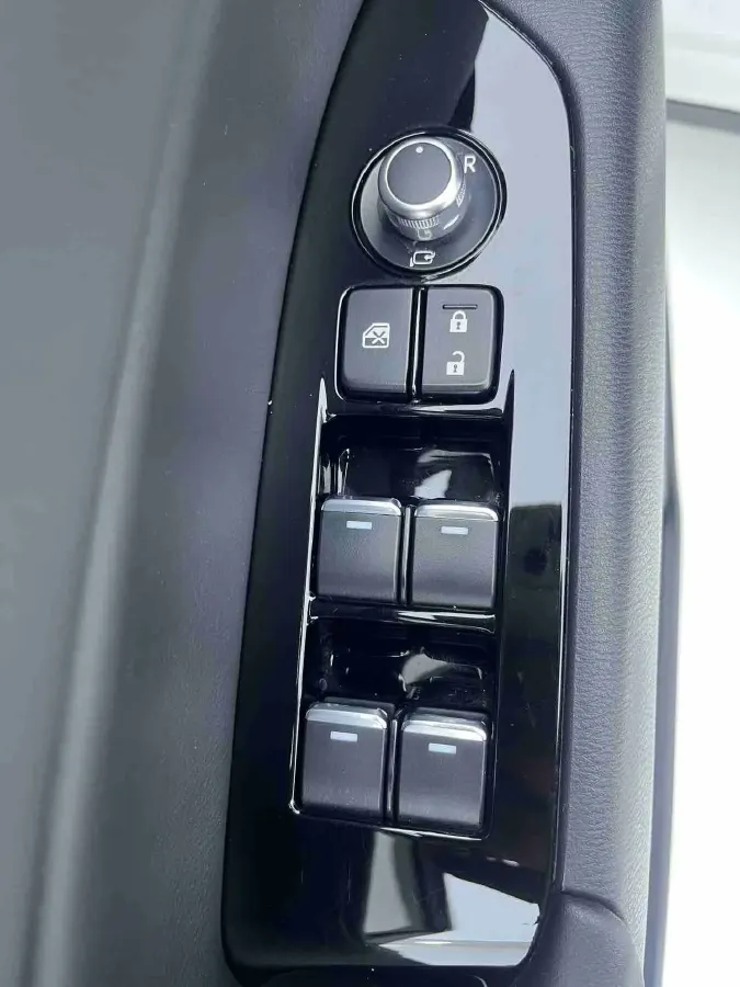 2022 Hyundai Tucson 2.0L 150HP L4 6AT Hybrid,autocango,china used car exporter,china ev exporter,chinese used car exporter,chinese used ev exporter