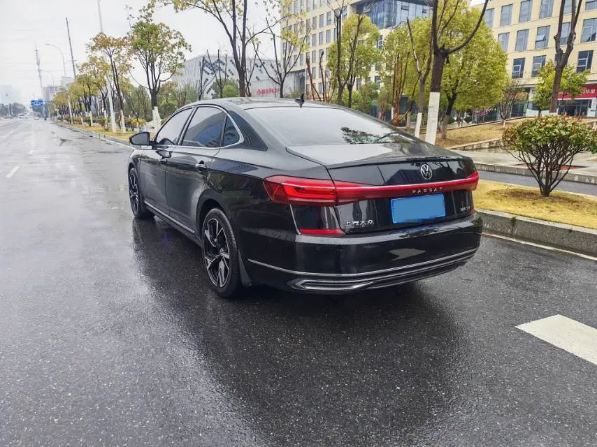2024 Volkswagen Passat 2.0T 220HP L4 7DCT,autocango,china used car exporter,china ev exporter,chinese used car exporter,chinese used ev exporter