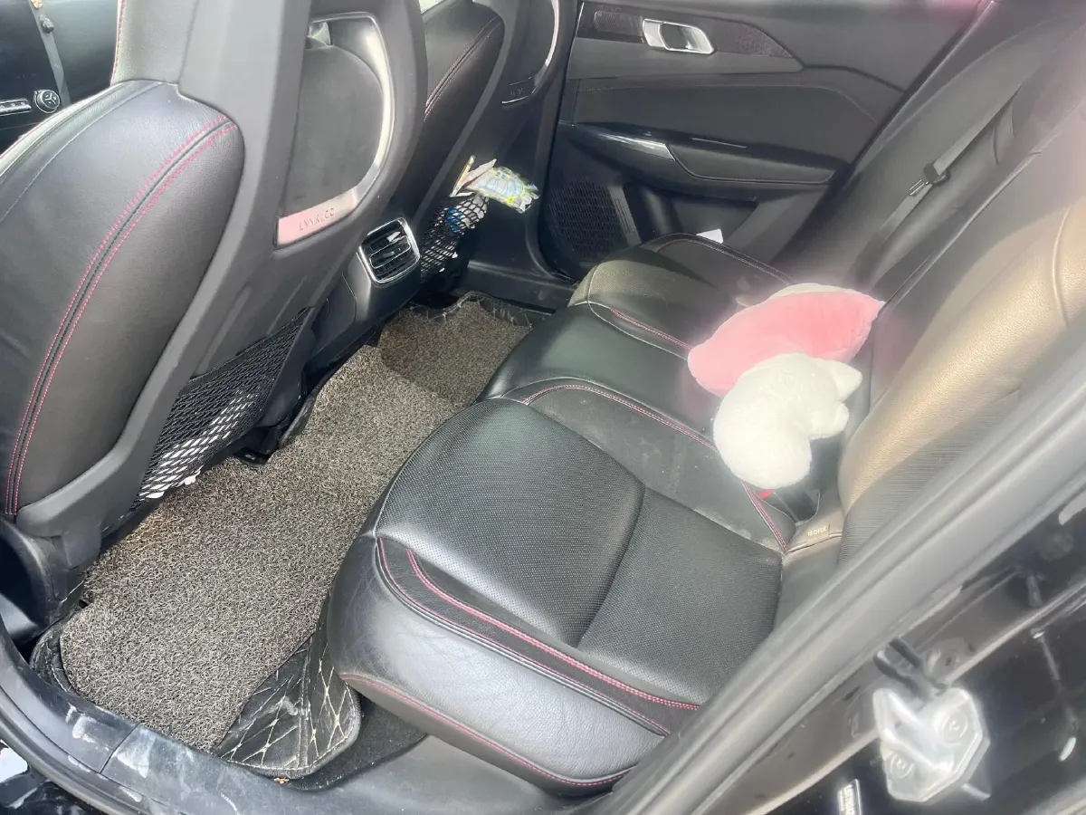 2018 Toyota C-HR 2.0L 171HP L4 CVT,autocango,china used car exporter,china ev exporter,chinese used car exporter,chinese used ev exporter