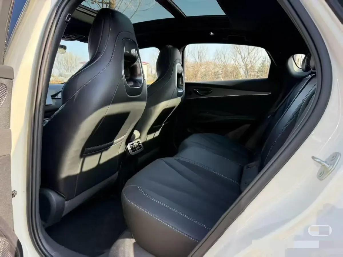 2024 BYD Seal06 1.5L 101HP L4 E-CVT PHEV 15.87KWH,autocango,china used car exporter,china ev exporter,chinese used car exporter,chinese used ev exporter