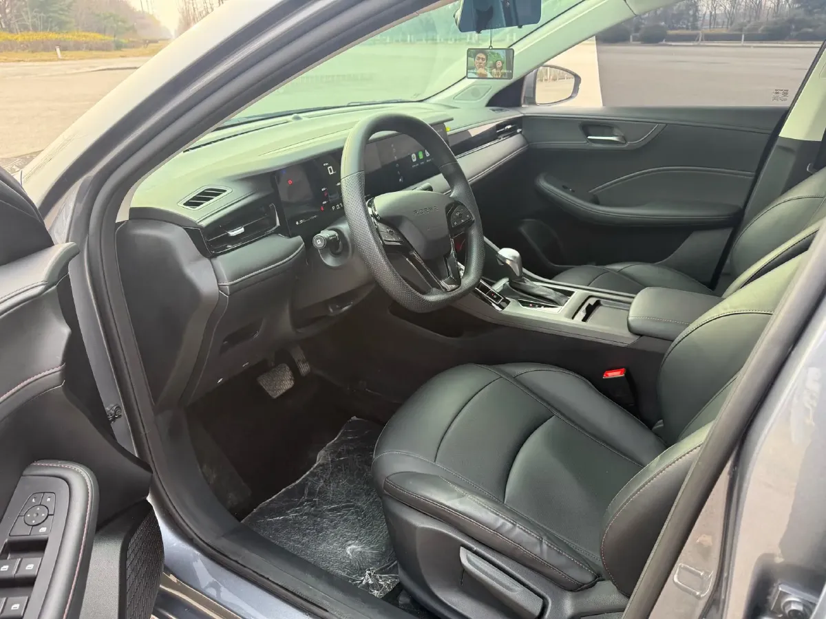 2026 Roewe i5 1.5L 129HP L4 CVT,autocango,china used car exporter,china ev exporter,chinese used car exporter,chinese used ev exporter