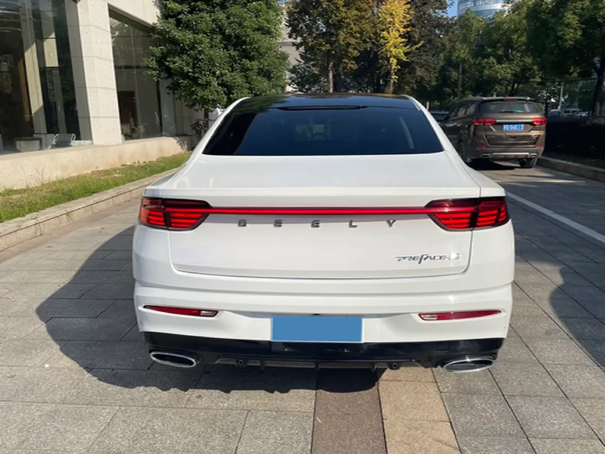 2023 Geely Preface 2.0T 190HP L4 7DCT,autocango,china used car exporter,china ev exporter,chinese used car exporter,chinese used ev exporter