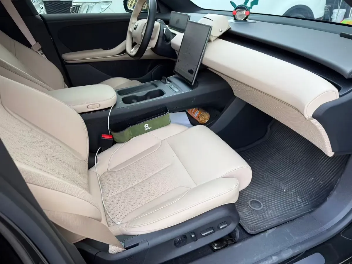 2024 NIO ET5T BEV 75KWH,autocango,china used car exporter,china ev exporter,chinese used car exporter,chinese used ev exporter