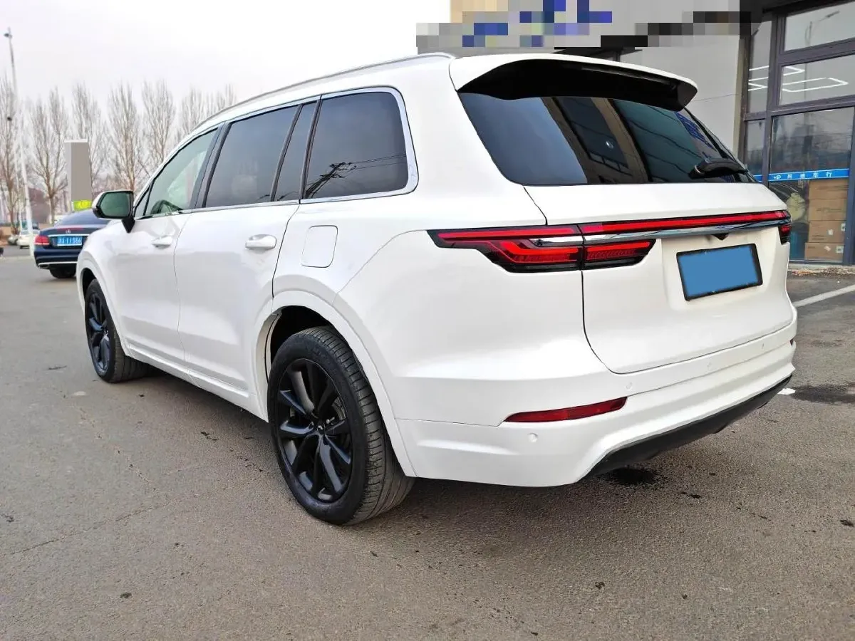 2020 Li ONE Range Extended 131HP REEV 40.5KWH,autocango,china used car exporter,china ev exporter,chinese used car exporter,chinese used ev exporter