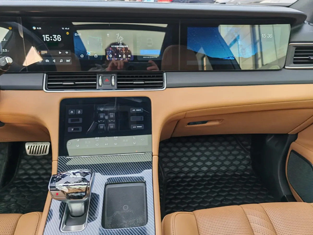 2020 Li ONE Range Extended 131HP REEV 40.5KWH,autocango,china used car exporter,china ev exporter,chinese used car exporter,chinese used ev exporter