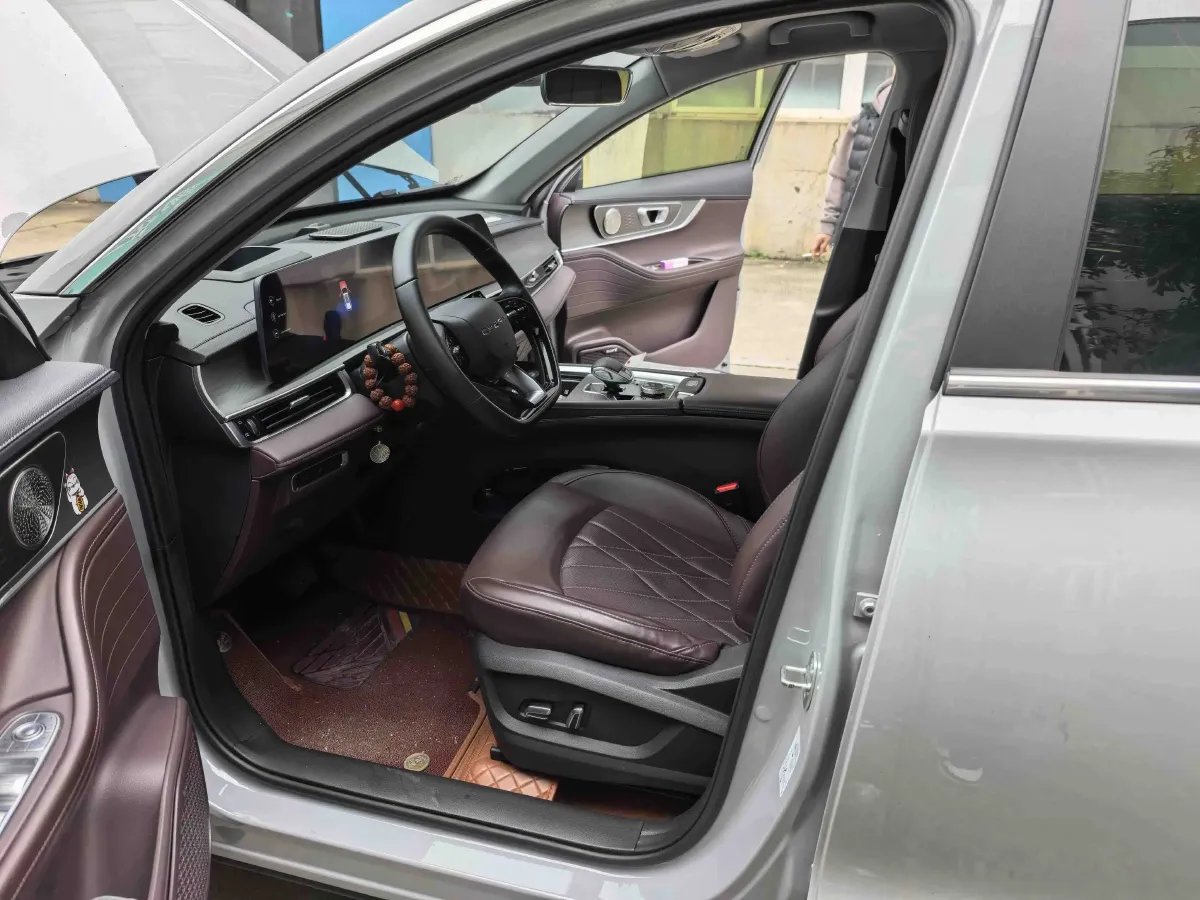 2022 Chery Tiggo 8 PRO 2.0T 254HP L4 7DCT,autocango,china used car exporter,china ev exporter,chinese used car exporter,chinese used ev exporter