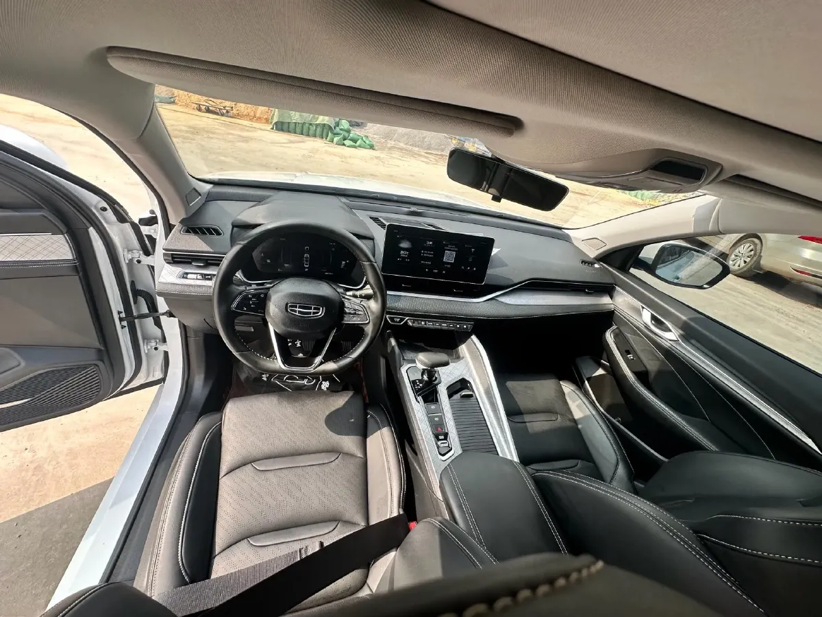 2021 Geely Preface 2.0T 190HP L4 7DCT,autocango,china used car exporter,china ev exporter,chinese used car exporter,chinese used ev exporter