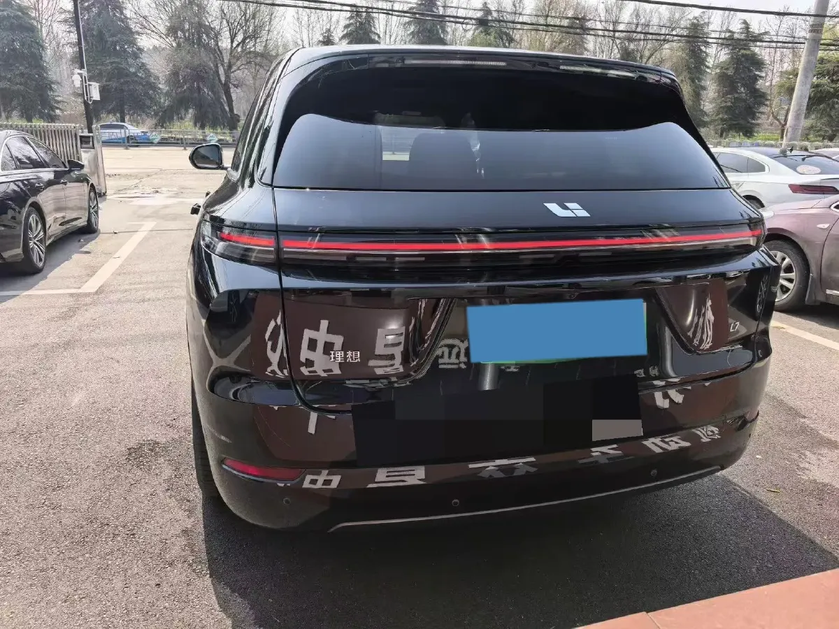 2024 Li L8 Range Extended 154HP REEV 42.8KWH,autocango,china used car exporter,china ev exporter,chinese used car exporter,chinese used ev exporter