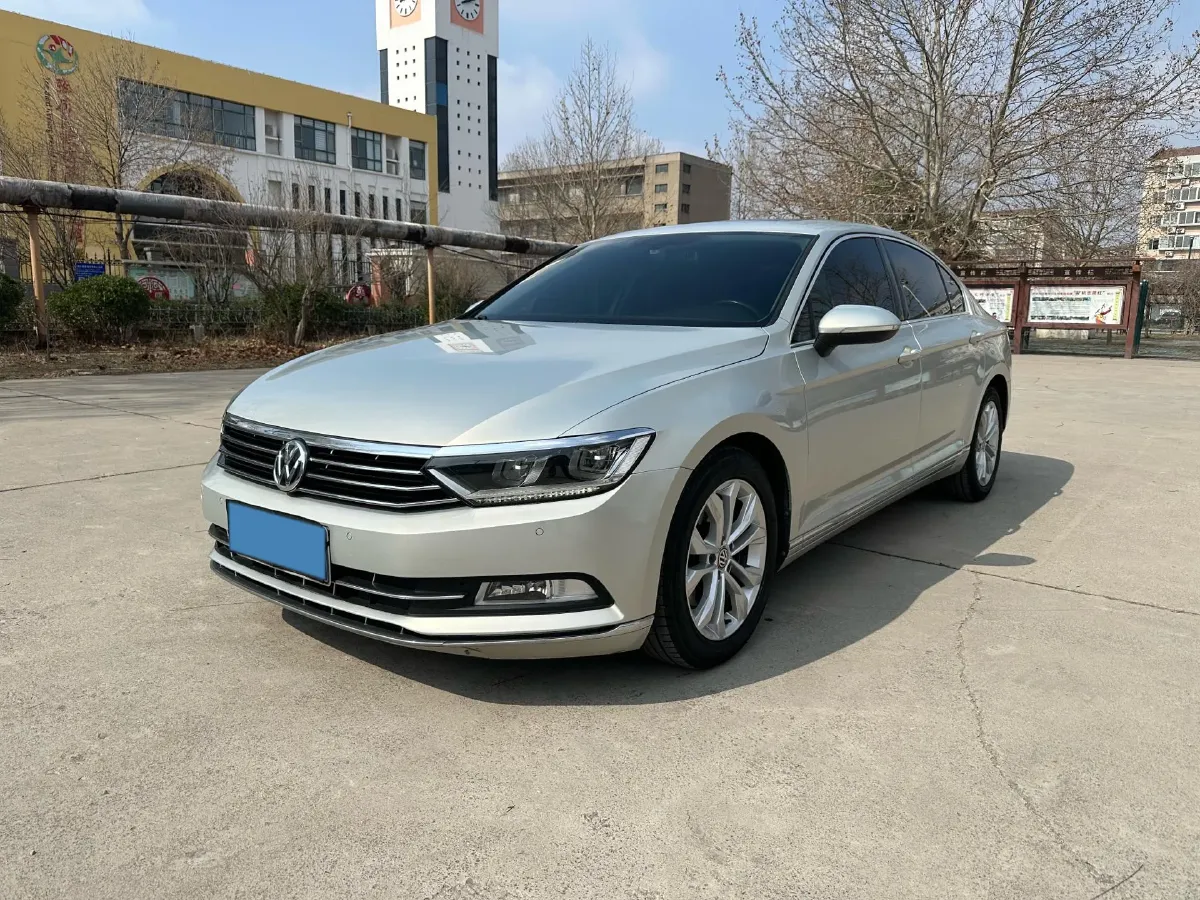 2018 Volkswagen Magotan 1.8T 180HP L4 7DCT,autocango,china used car exporter,china ev exporter,chinese used car exporter,chinese used ev exporter