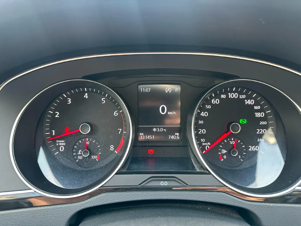 2018 Volkswagen Magotan 1.8T 180HP L4 7DCT,autocango,china used car exporter,china ev exporter,chinese used car exporter,chinese used ev exporter