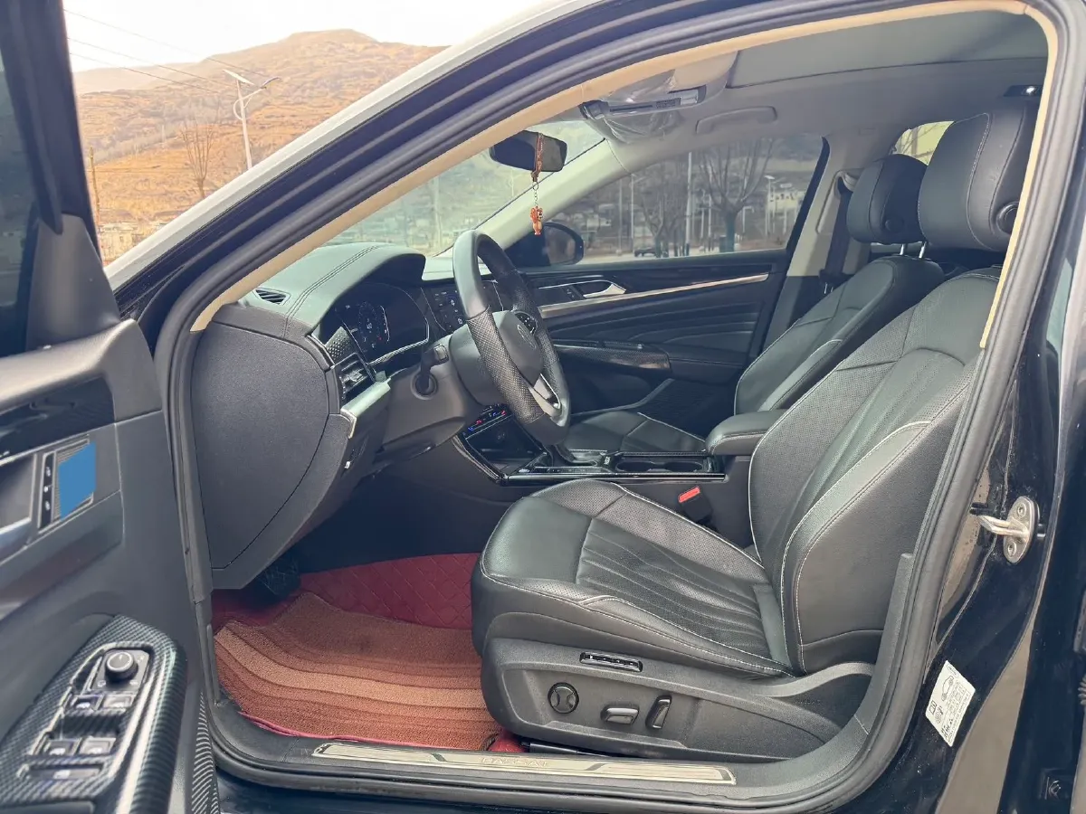 2024 Volkswagen Passat 2.0T 220HP L4 7DCT,autocango,china used car exporter,china ev exporter,chinese used car exporter,chinese used ev exporter