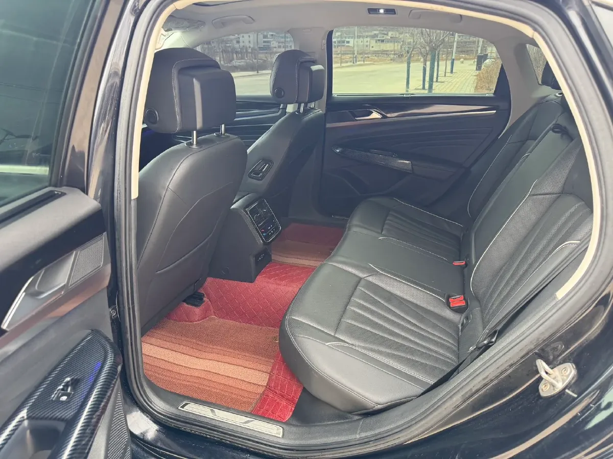 2024 Volkswagen Passat 2.0T 220HP L4 7DCT,autocango,china used car exporter,china ev exporter,chinese used car exporter,chinese used ev exporter