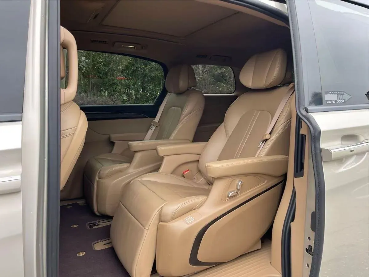 2020 Buick GL8 2.0T 237HP L4 9AT,autocango,china used car exporter,china ev exporter,chinese used car exporter,chinese used ev exporter