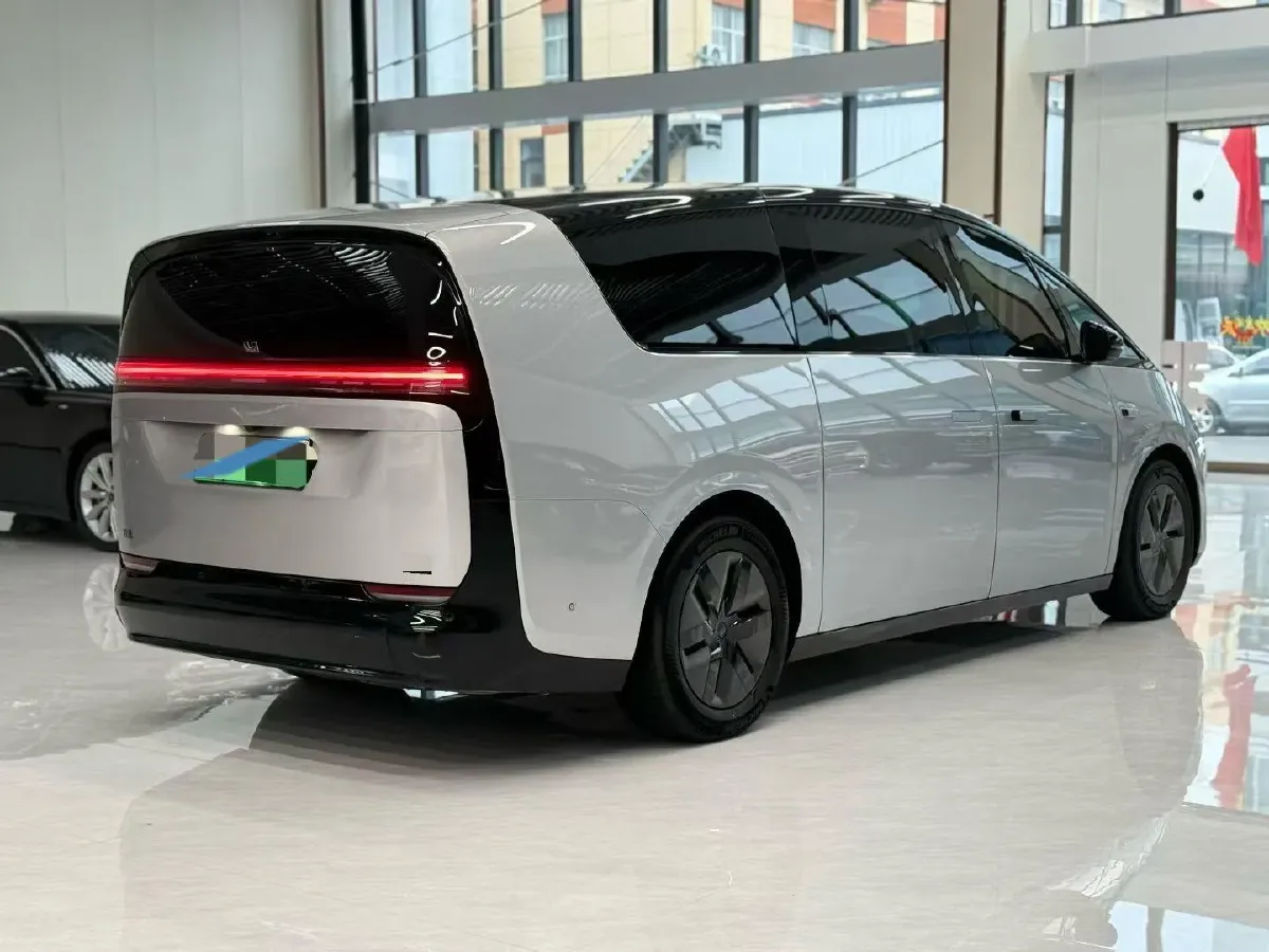 2024 Li MEGA BEV 102.7KWH,autocango,china used car exporter,china ev exporter,chinese used car exporter,chinese used ev exporter