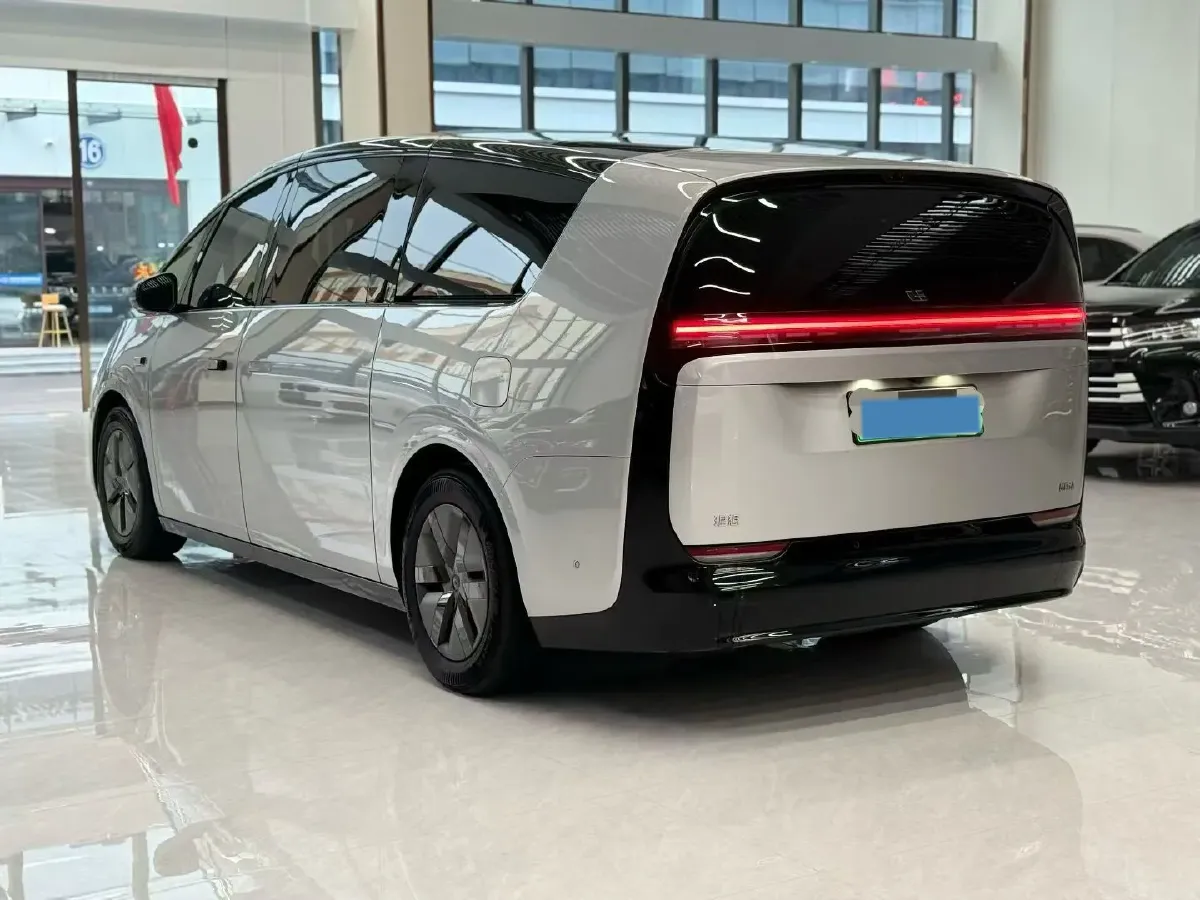 2024 Li MEGA BEV 102.7KWH,autocango,china used car exporter,china ev exporter,chinese used car exporter,chinese used ev exporter
