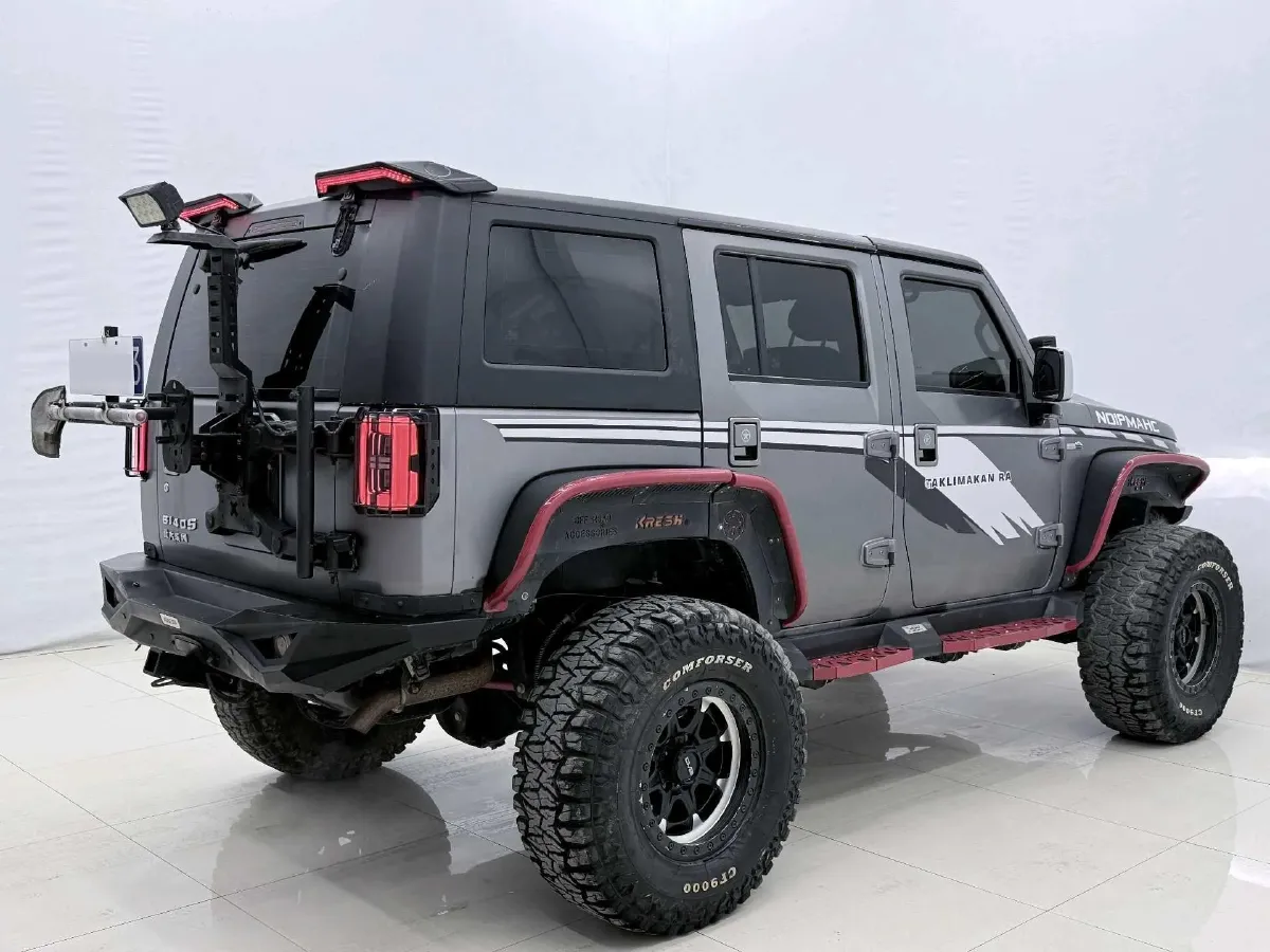 2021 Beijing BJ40 2.0T 224HP L4 8AT,autocango,china used car exporter,china ev exporter,chinese used car exporter,chinese used ev exporter