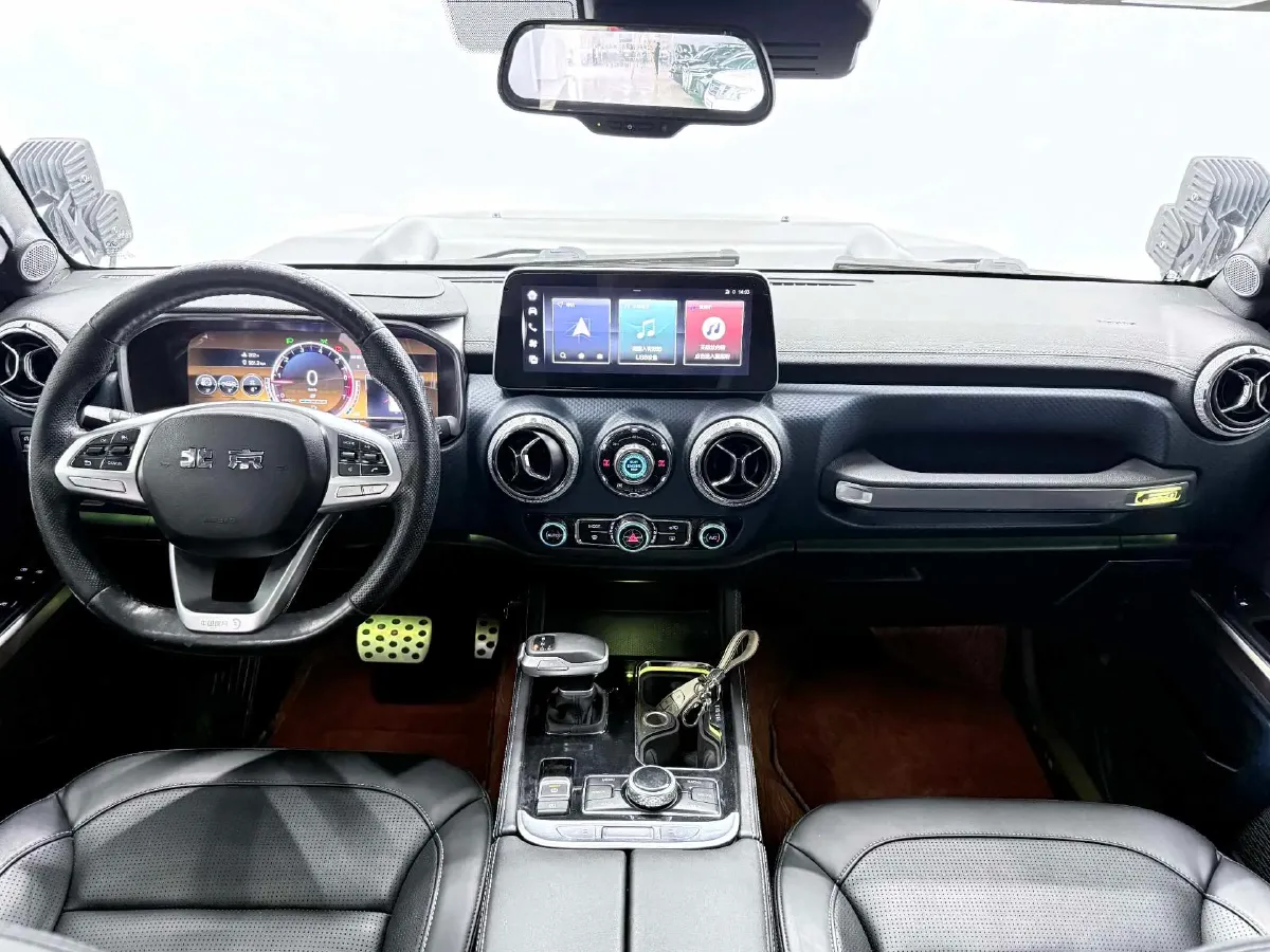 2021 Beijing BJ40 2.0T 224HP L4 8AT,autocango,china used car exporter,china ev exporter,chinese used car exporter,chinese used ev exporter