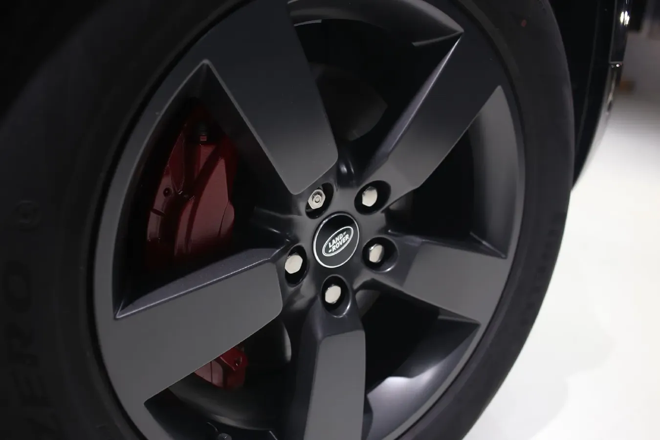 2023 Land Rover Defender 3.0T 400HP L6 8AT,autocango,china used car exporter,china ev exporter,chinese used car exporter,chinese used ev exporter