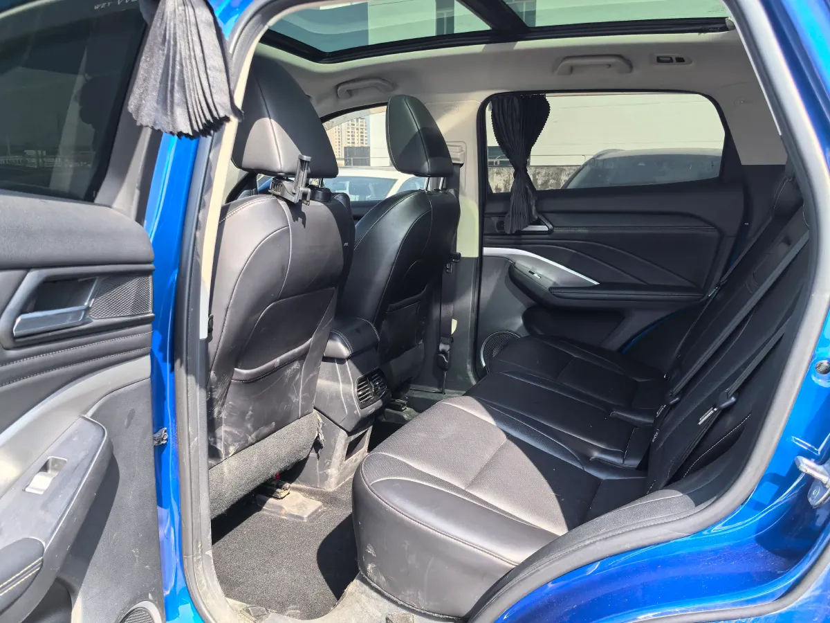 2020 WEY VV6 2.0T 227HP L4 7DCT,autocango,china used car exporter,china ev exporter,chinese used car exporter,chinese used ev exporter