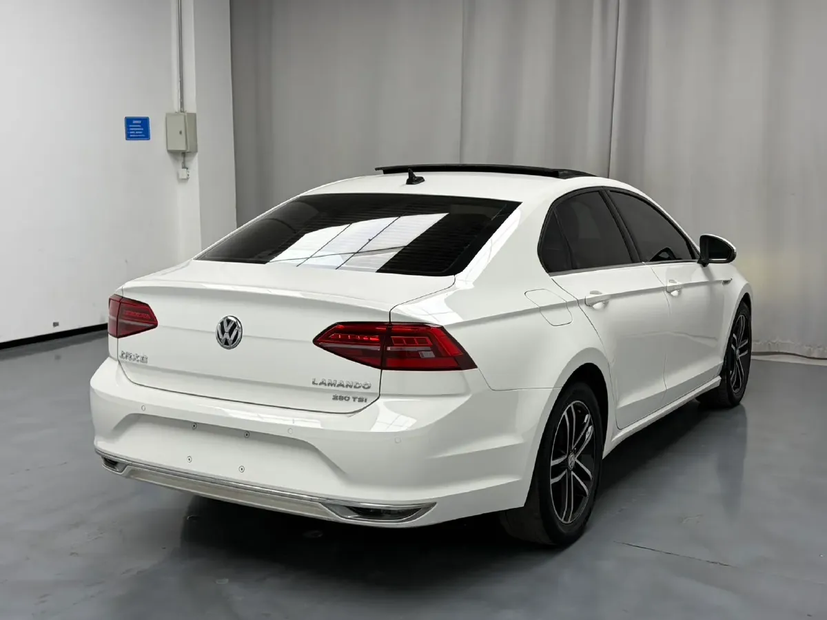 2019 Volkswagen Passat 1.4T 150HP L4 7DCT,autocango,china used car exporter,china ev exporter,chinese used car exporter,chinese used ev exporter