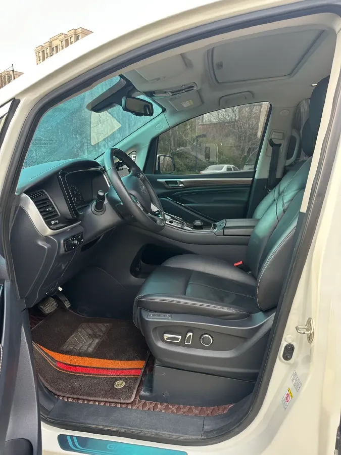 2021 GAC Trumpchi M8 2.0T 252HP L4 8AT,autocango,china used car exporter,china ev exporter,chinese used car exporter,chinese used ev exporter