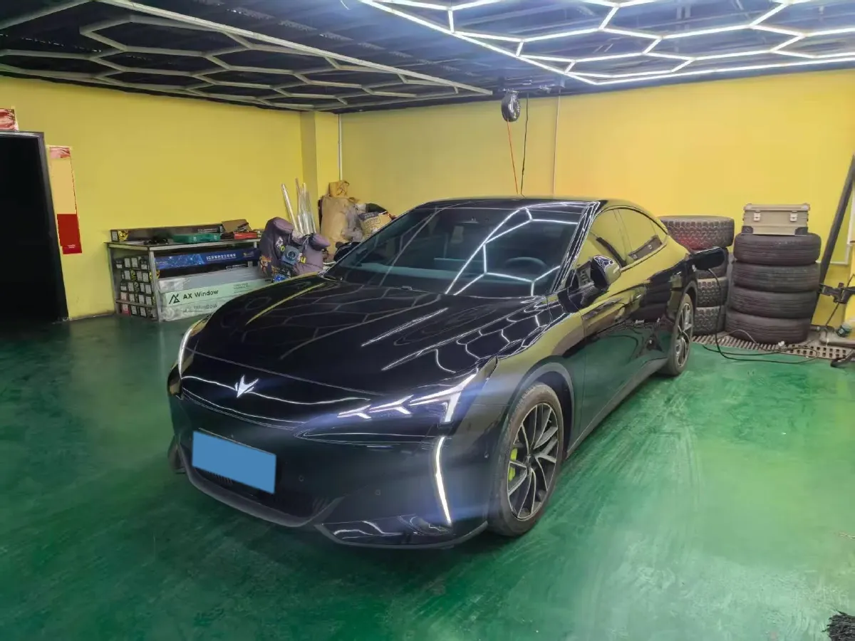 2024 ARCFOX αT5 BEV 79.2KWH,autocango,china used car exporter,china ev exporter,chinese used car exporter,chinese used ev exporter