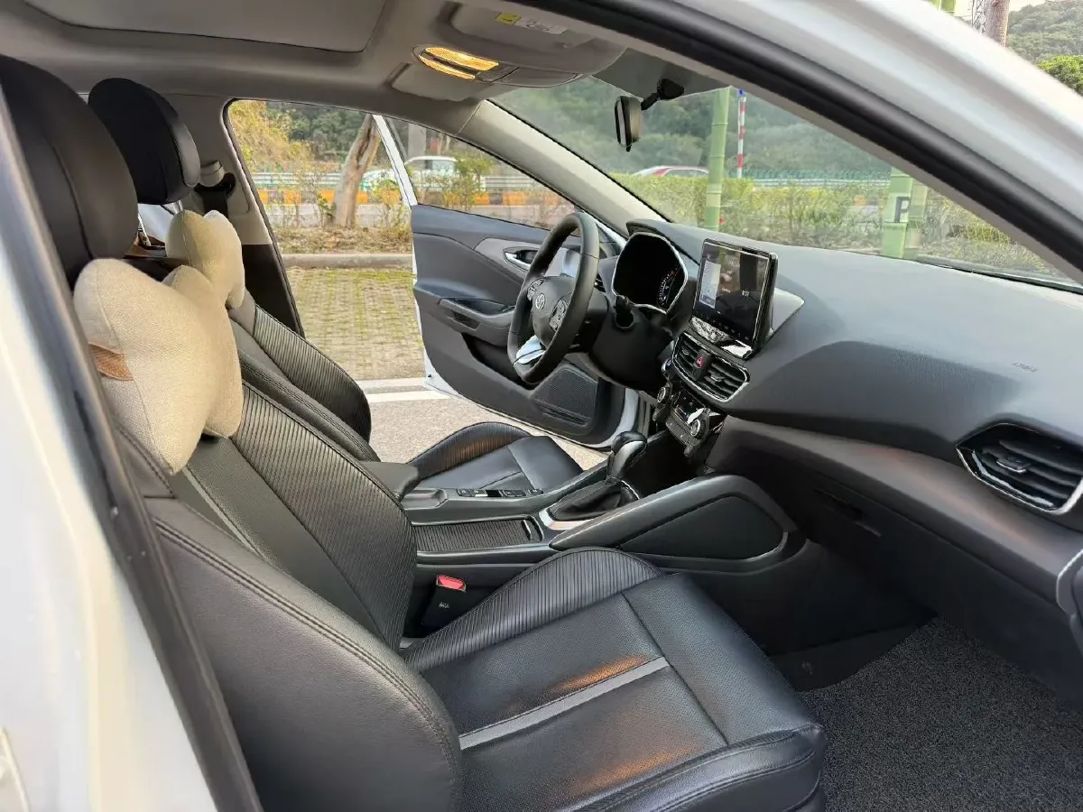 2019 Hyundai La Festa 1.6T 204HP L4 7DCT,autocango,china used car exporter,china ev exporter,chinese used car exporter,chinese used ev exporter