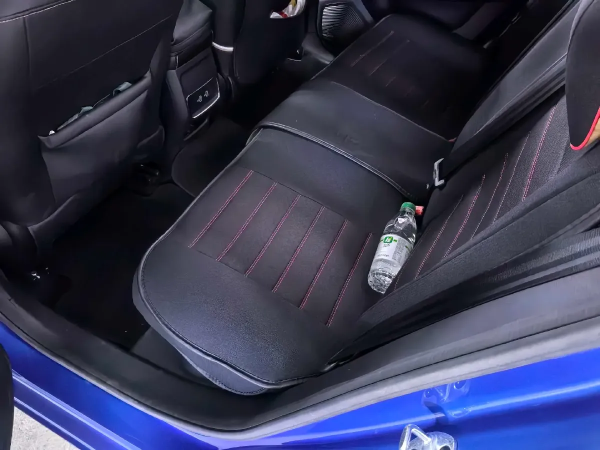 2019 Roewe i5 1.5L 120HP L4 CVT,autocango,china used car exporter,china ev exporter,chinese used car exporter,chinese used ev exporter