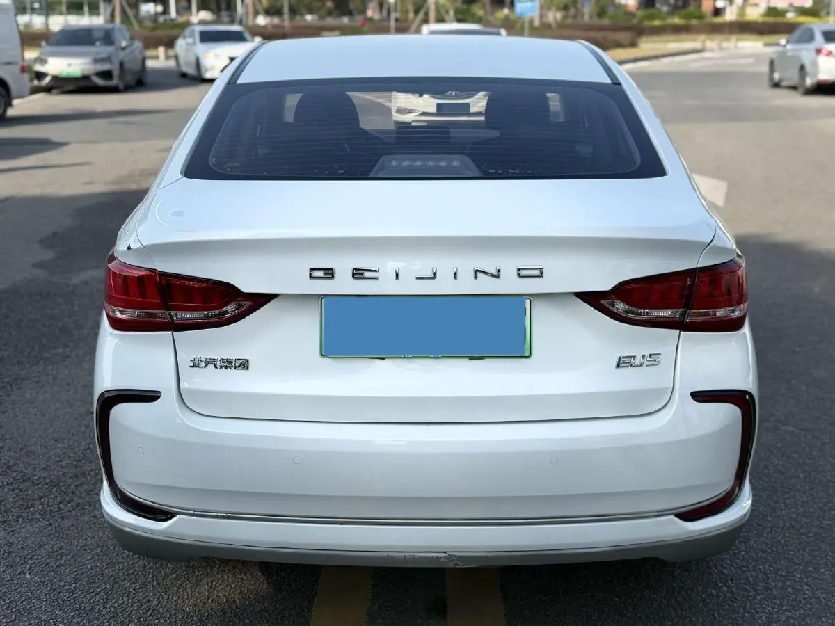 2022 Bestune B70 2.0T 224HP L4 6AT,autocango,china used car exporter,china ev exporter,chinese used car exporter,chinese used ev exporter