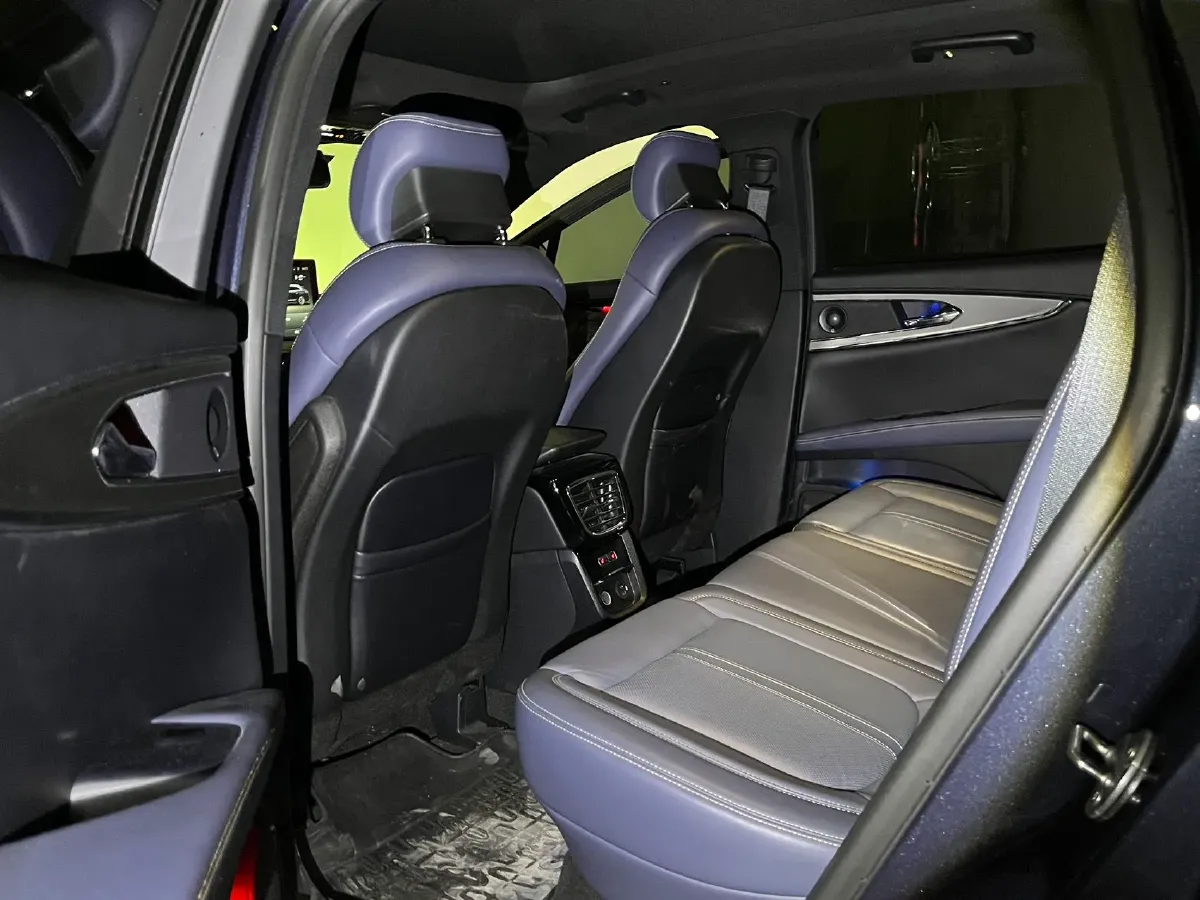 2022 Lincoln Nautilus 2.7T 322HP V6 8AT,autocango,china used car exporter,china ev exporter,chinese used car exporter,chinese used ev exporter