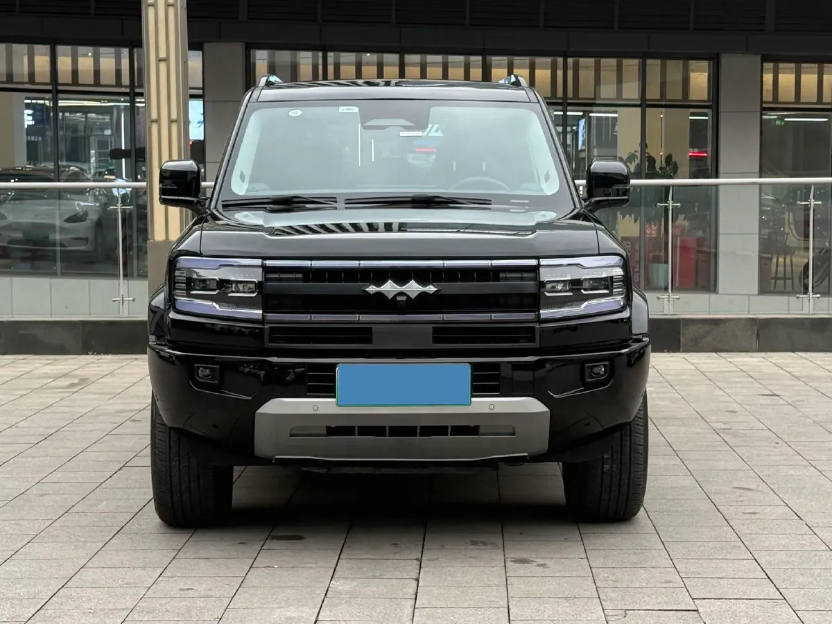 2025 FangChengBao Bao 5 1.5T 194HP L4 E-CVT PHEV 31.8KWH,autocango,china used car exporter,china ev exporter,chinese used car exporter,chinese used ev exporter