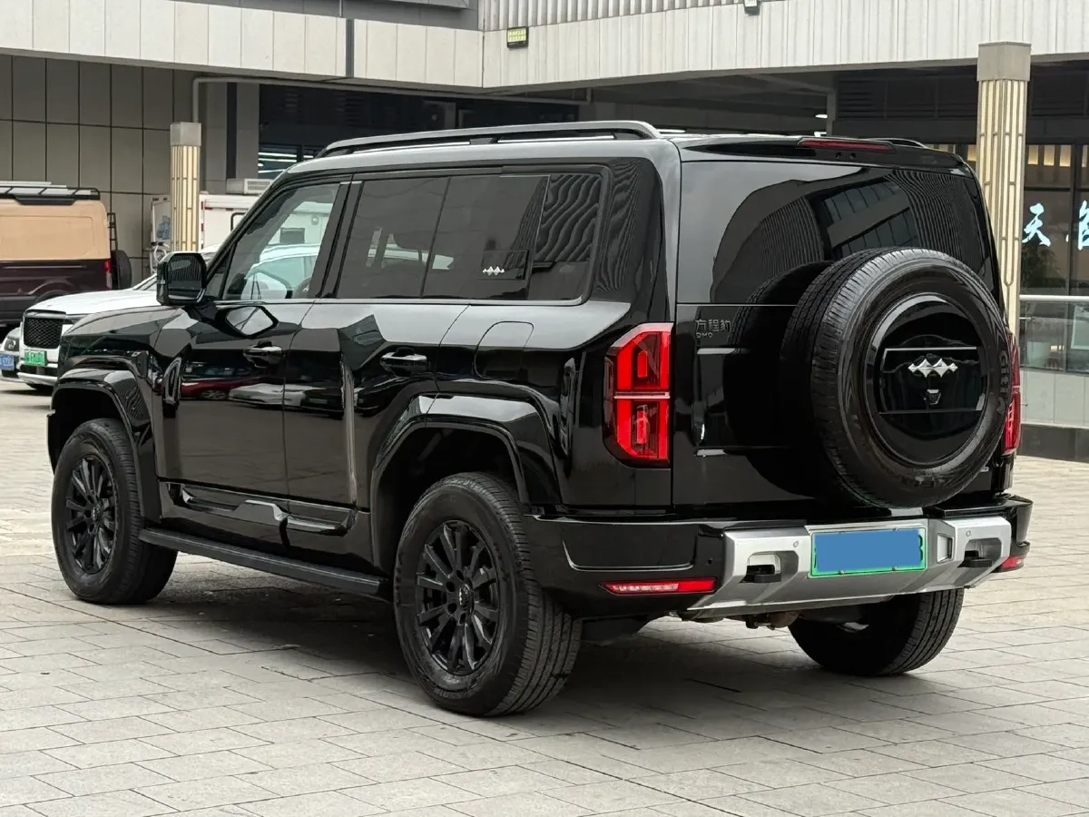 2025 FangChengBao Bao 5 1.5T 194HP L4 E-CVT PHEV 31.8KWH,autocango,china used car exporter,china ev exporter,chinese used car exporter,chinese used ev exporter