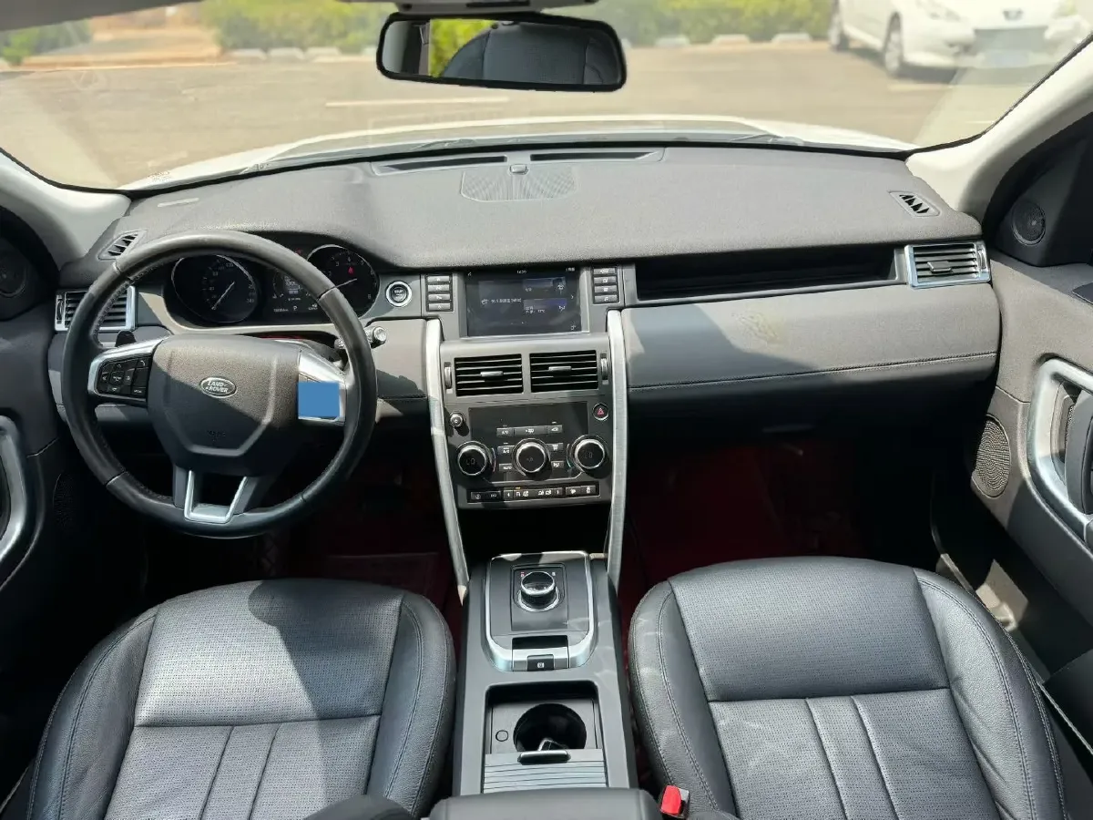 2018 Land Rover Discovery Sport 2.0T 241HP L4 9AT,autocango,china used car exporter,china ev exporter,chinese used car exporter,chinese used ev exporter