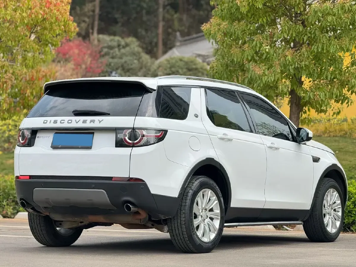 2018 Land Rover Discovery Sport 2.0T 241HP L4 9AT,autocango,china used car exporter,china ev exporter,chinese used car exporter,chinese used ev exporter